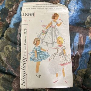 Simplicity 1899 Child’s Dress Pattern Sewing Size 4